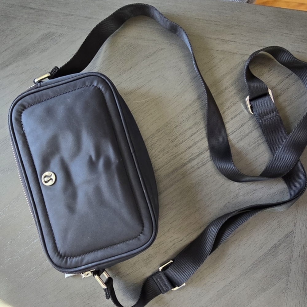 Lulu Black Bag with Adjustable Strap